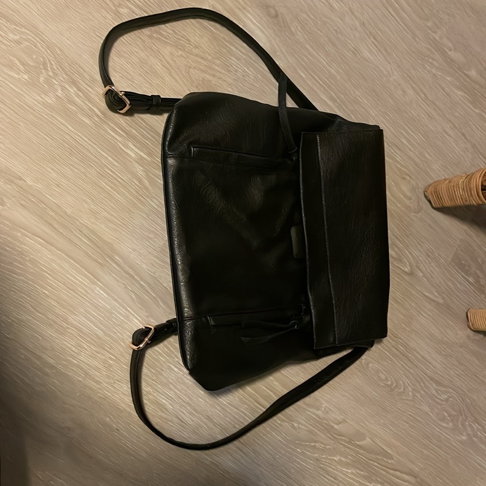 Backpack - Picture 2 of 4